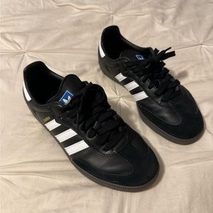 Adidas Sambas